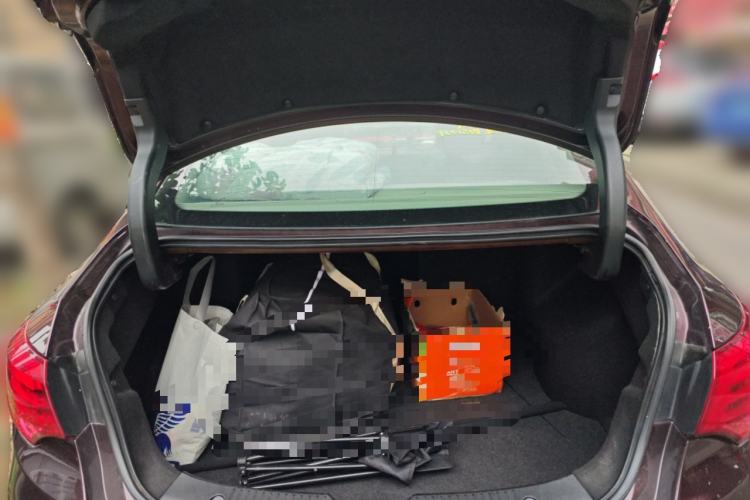 Used GAC Trumpchi GA6 2016 235T DCT Elite Edition Trunk