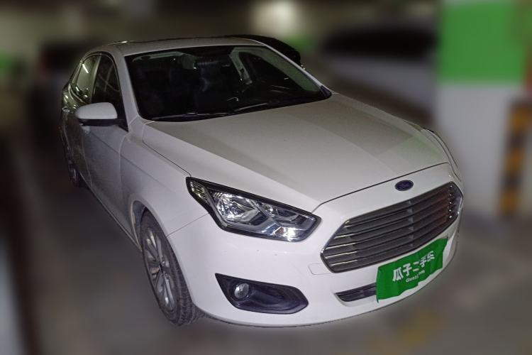Used Ford Escort 2017 Happiness Edition 1.5L Automatic Fashion Version Front Right 45 Deg
