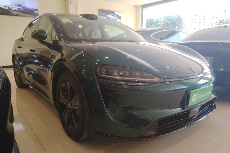 Used Hima Luxeed R7 2026 Model Range-Extending Max+ Exterior 1