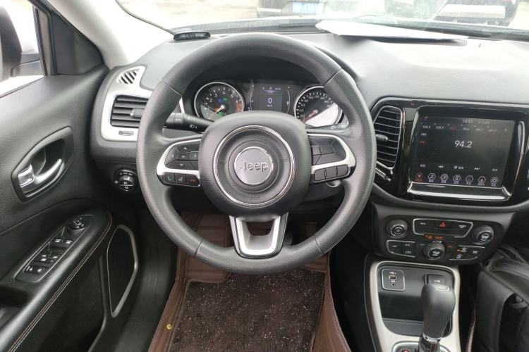 Used Jeep Compass 2019 220T Automatic Enjoyment Version
