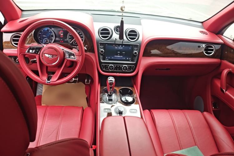 Used Bentley Bentayga 
