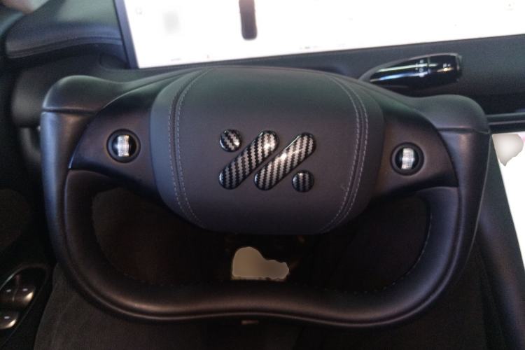 Used IM L7 2024 MAX Long-Range Performance Edition
