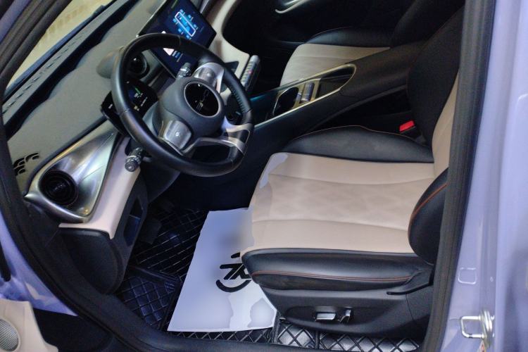 Used BYD Dolphin 2023 420 km Fashion Edition
