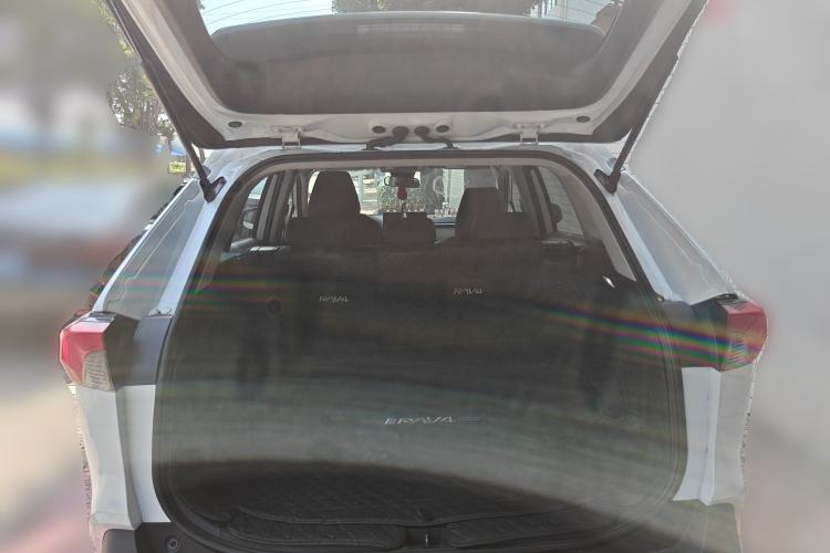 Used Toyota RAV4 2024 2.0L CVT Two-Wheel Drive Urban Edition