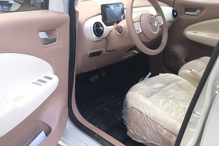 Used Wuling Hongguang MINIEV 2025 Four-Door Version Advanced Edition