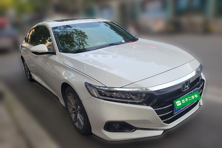 Used Honda Accord 2022 260TURBO Luxury Edition Front Right 45 Deg