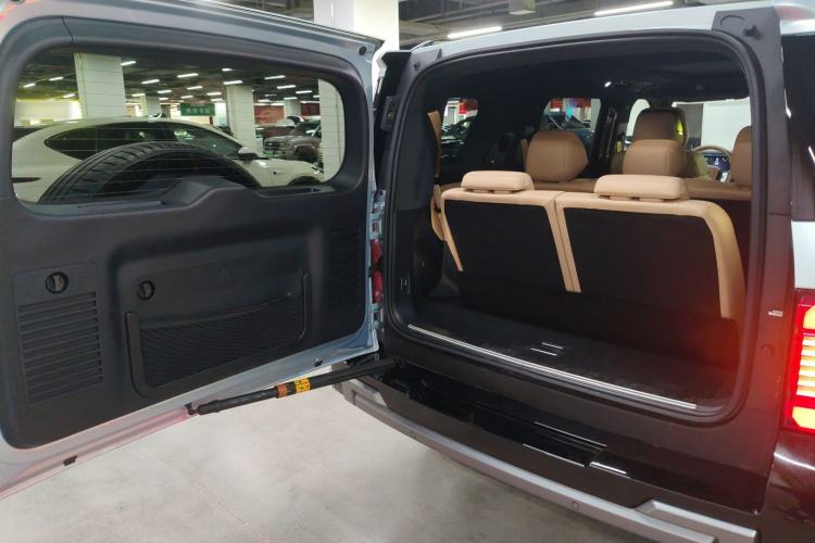 Used Formula Leopard Leopard 8 2025 Smart & Brave Flagship Edition 7 Seats