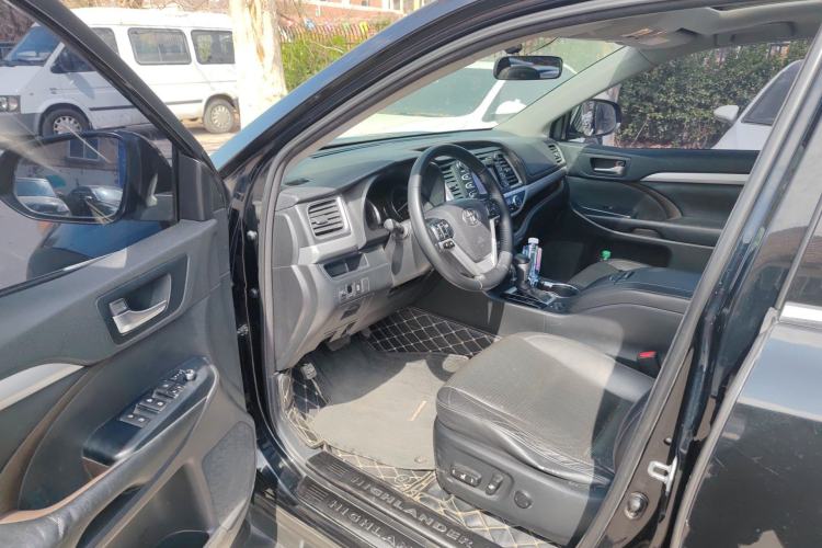 Used Toyota Highlander 2015 2.0T Four-Wheel Drive Luxury Edition 7-Seater
