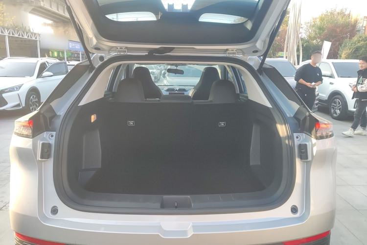 Used Dongfeng Aeolus Mage 2024 Honor Edition 1.5T Fashion Model
