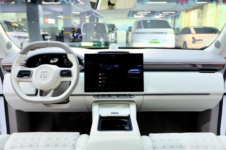 Used Zeekr 7X 2025 100kWh Long-Range All-Wheel Drive Intelligent Driving Version
