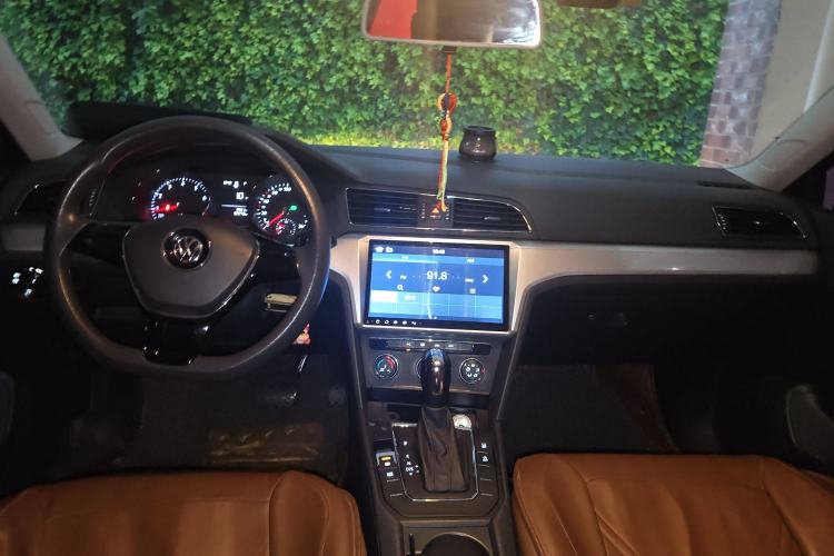 Used Volkswagen Lamando 2017 230TSI DSG Fashion Edition