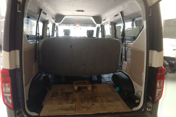 Used CHANGAN KUAYUE Xing V5 EV 2022 7-Seater Passenger Vehicle
