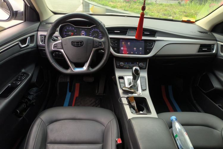 Used Geely Auto Emgrand GL 2018 1.8L DCT Elite Smart Connectivity Version Center Console