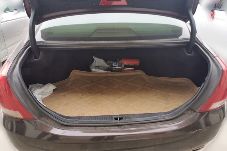 Used Toyota Crown 2010 3.0L Royal Saloon Trunk