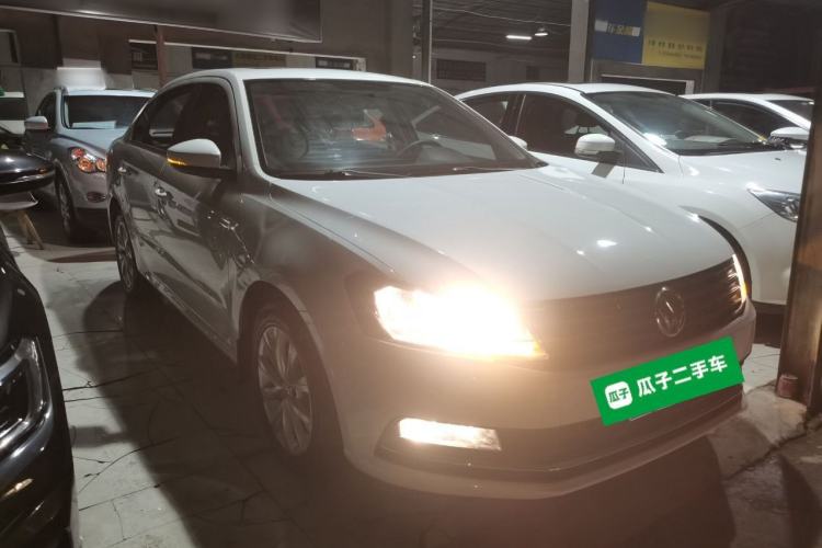 Used Volkswagen Lavida 2017 1.6L Automatic Comfort Edition
