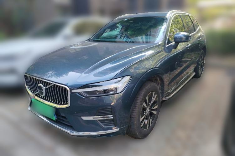 Used Volvo XC60 2023 B5 4x4 Smart Luxury Edition