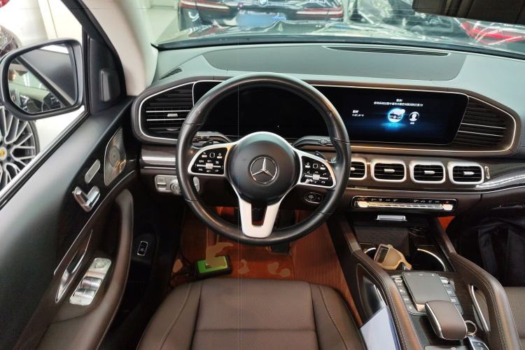 Used Mercedes-Benz GLE 2021 GLE 350 4MATIC Stylish Model Steering Wheel