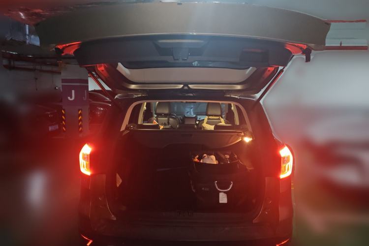 Used Ford Kuga 2017 EcoBoost 180 Two-Wheel-Drive Tiger Leap Model