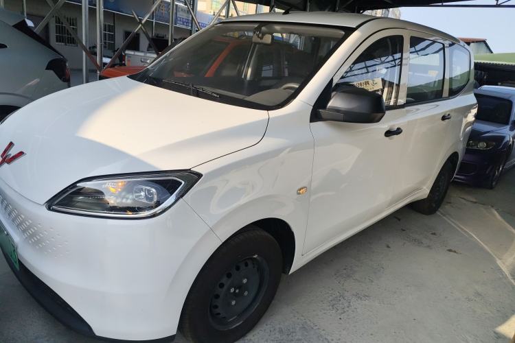 Used Wuling Hongguang New Energy 2025 Extended-Range Hybrid 50 km Utility Version