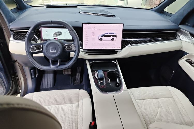 Used Zeekr 009 2024 Six-Seat Executive Version 4WD 108 kWh
