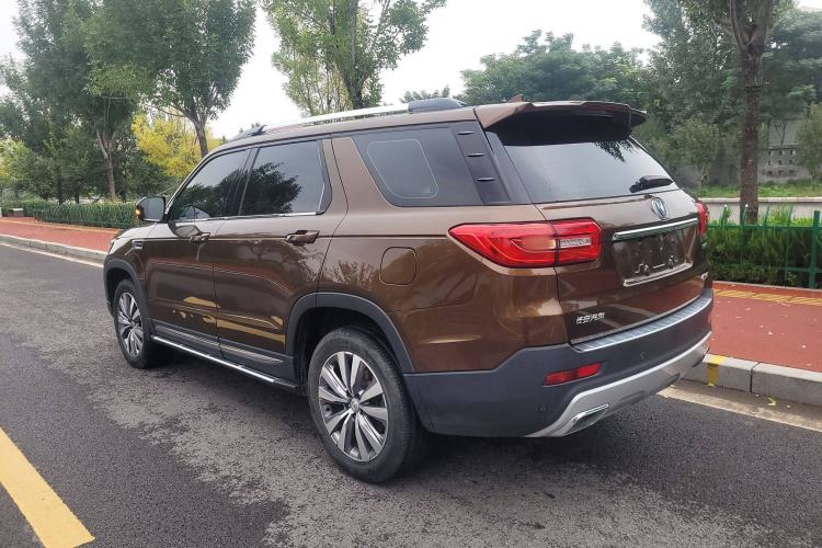 Used CHANGAN CS95 2017 2.0T Two-Wheel Drive Zhitu Edition