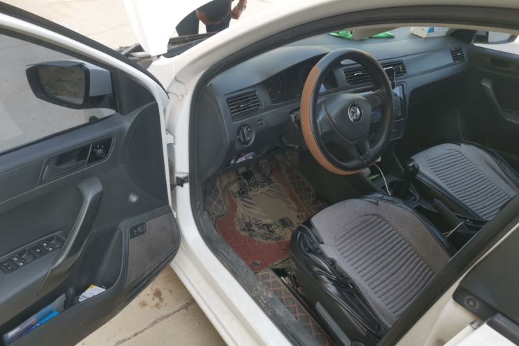 Used Volkswagen Santana 2016 1.4L Manual Fashion Edition
