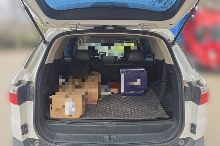 Used Dongfeng Fengon S560 2018 1.8L Manual Comfort 7-Seater Trunk