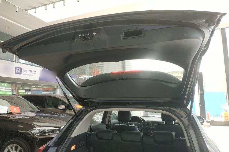 Used Honda Vezel 2015 1.5L CVT two-wheel drive Comfort trim
