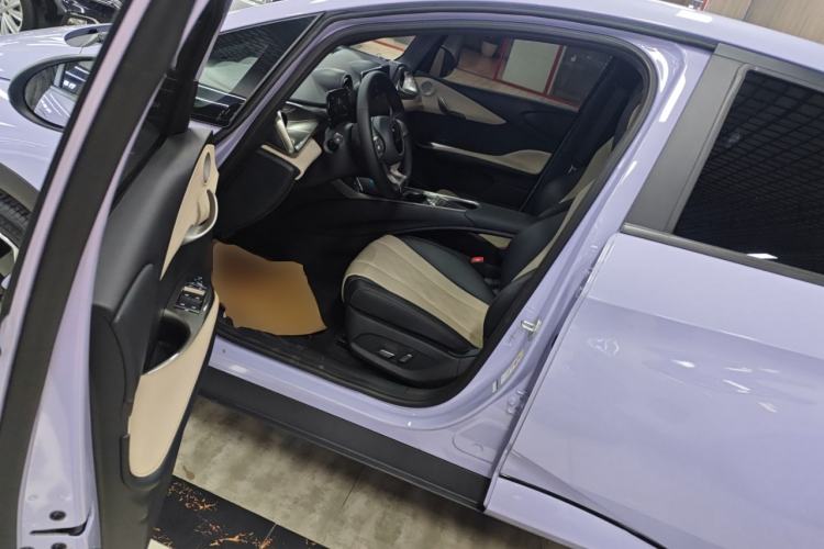 Used BYD Dolphin 2024 Honor Edition 420km Fashion Version
