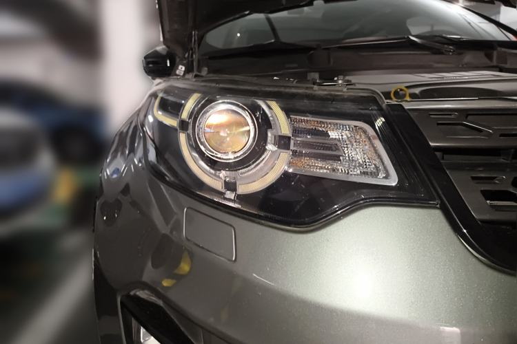 Used Land Rover Discovery Sport 2018 240 PS SE Version