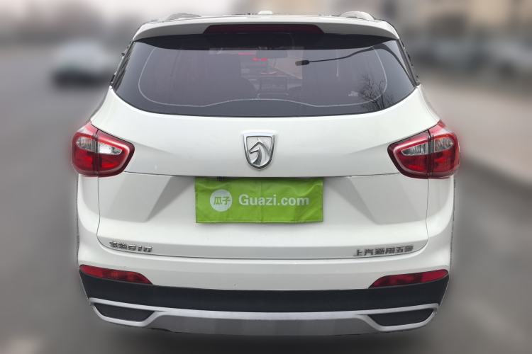 Used Baojun 510 2017 1.5L manual Comfort trim
