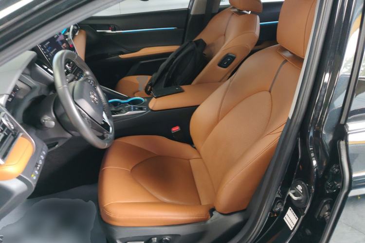 Used Toyota Camry 2021 2.5G Luxury Edition
