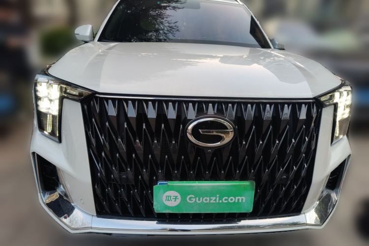 Used GAC Trumpchi GS8 2022 Dual-Engine Series 2.0TM Two-Wheel Drive Prestige Edition (7 Seats) Front