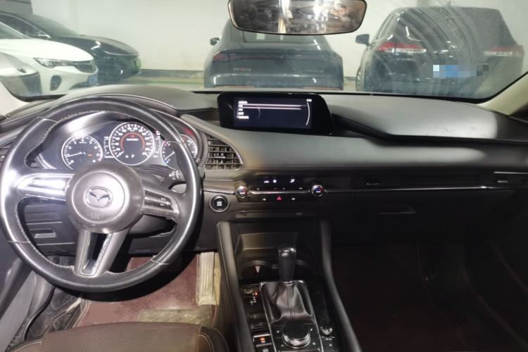 Used Mazda 3 Axela 2021 2.0L Automatic Zhiya Edition
