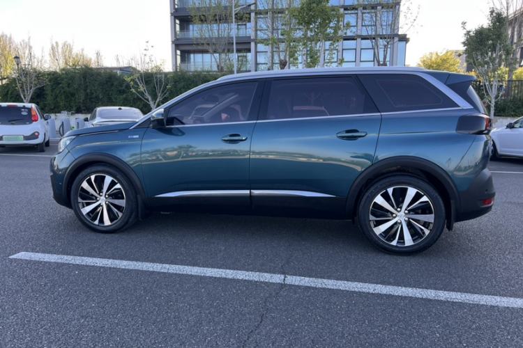 Used Peugeot 5008 2017 380THP 7-Seater Luxury Edition Exterior 3
