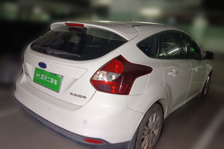 Used Ford Focus 2012 Hatchback 1.6L Automatic Comfort Model Rear Right 45 Deg