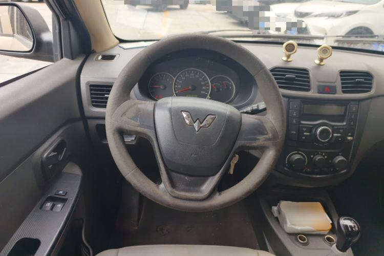 Used Wuling Hongguang 2014 1.5L Base Version Steering Wheel