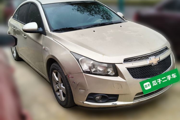 Used Chevrolet Cruze 2013 1.8L SE AT Front Right 45 Deg