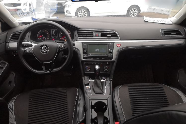 Used Volkswagen Lamando 2019 230TSI DSG Fashion Edition China V Standard
