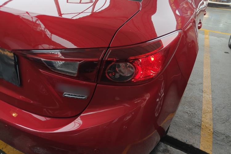 Used Mazda Mazda 3 Axela 2016 Sedan 1.5L Automatic Comfort Model