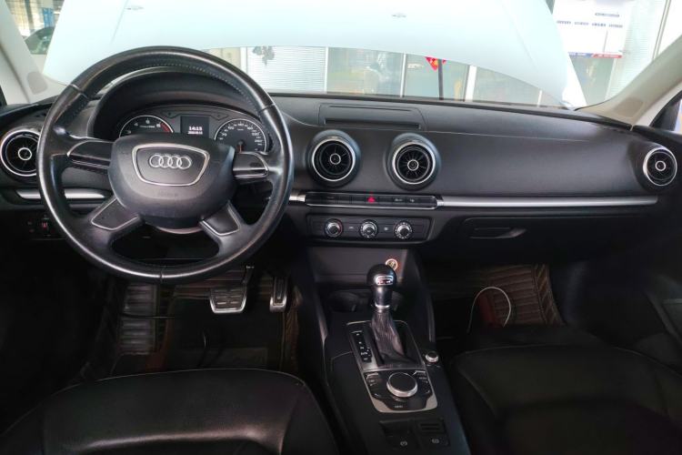 Used Audi A3 2014 Limousine 35 TFSI Automatic Advanced Model
