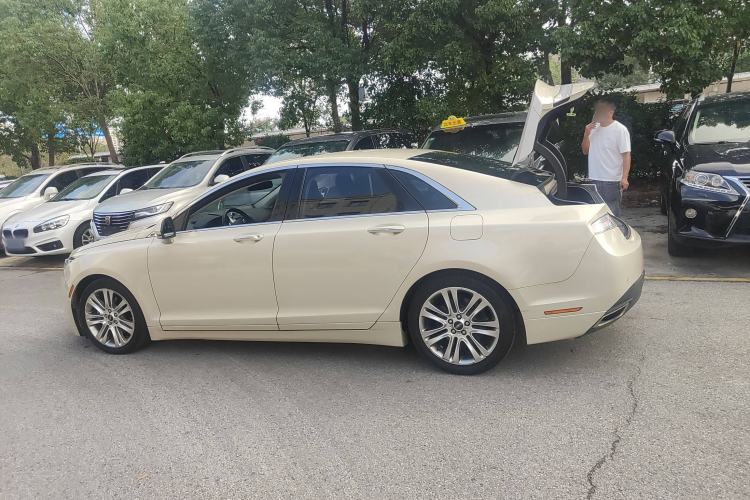 Used Lincoln MKZ 2014 2.0T Luxury Edition
