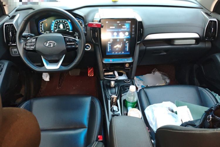 Used Hyundai ix35 2021 2.0L Automatic 2WD GLS Leading Edition Center Console