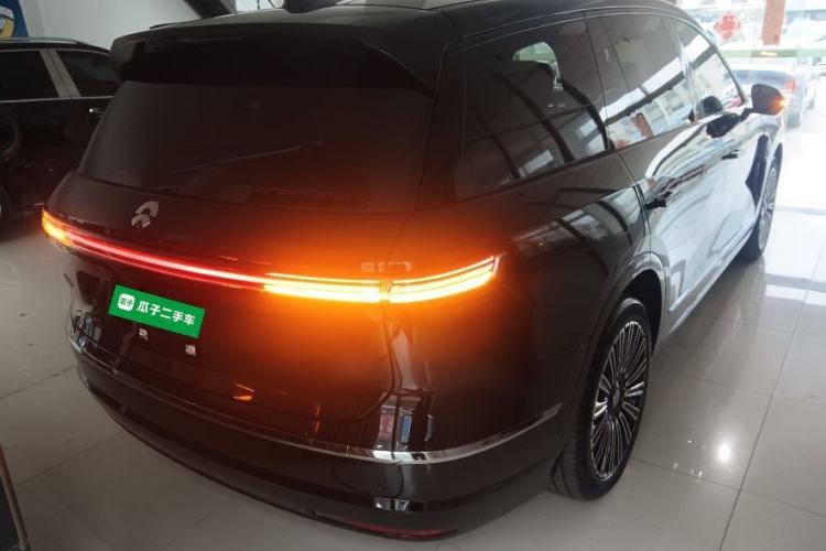 Used Nio ES8 2026 Model 6-seat Executive Luxury Edition Rear Right 45 Deg