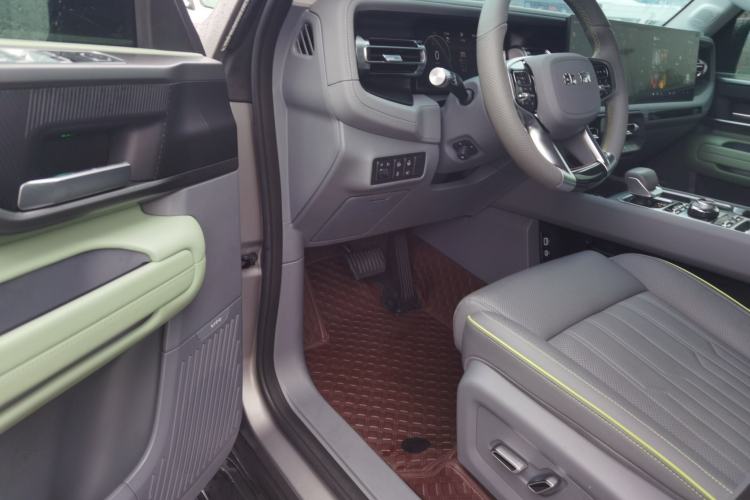 Used BAIC Off-Road BJ40 2024 2.0T All-New Ring of the Taklamakan Champion Edition Driver Seat