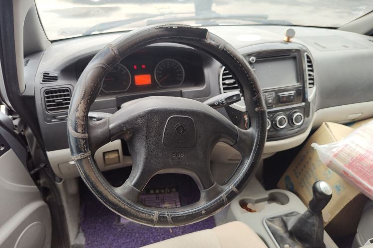 Used FORTHING Lingzhi 2016 M3 1.6L 7-Seater Comfort Model China IV Standard