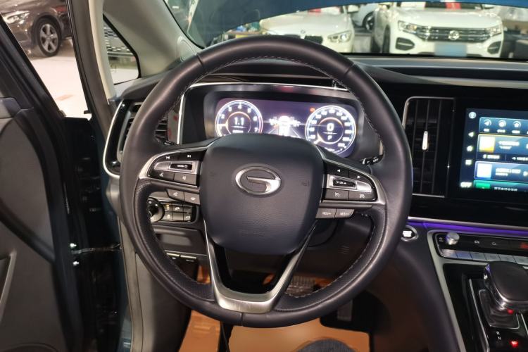 Used GAC Trumpchi M8 2021 Lingxiu Series 390T Deluxe Edition Steering Wheel