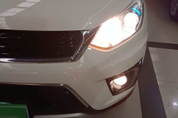 Used BAIC Senova X35 2016 1.5L Manual Luxury Edition
