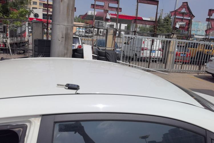 Used GAC Trumpchi GA3 2013 1.6L Manual Elite Edition Roof