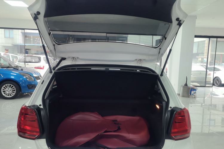 Used Volkswagen Polo 2016 1.4L Automatic Trendy Model
